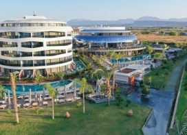 LIU RESORTS