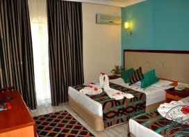CONCORDIA CELES HOTEL