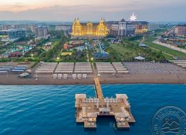 ROYAL HOLIDAY PALACE