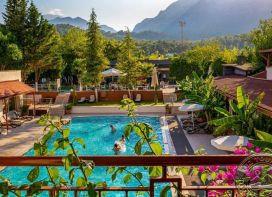 ROSE RESORT HOTEL