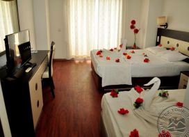 LAVITAS HOTEL
