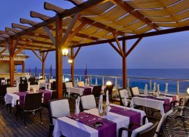 WHITE CITY BEACH HOTEL
