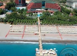 DELPHIN DELUXE RESORT