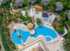 UTOPIA WORLD HOTEL