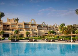 Coral Sea Water World Resort