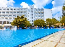 PAPOUIS PROTARAS HOTEL