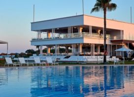 SO WHITE CLUB RESORT