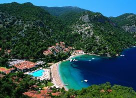HILLSIDE BEACH CLUB HV